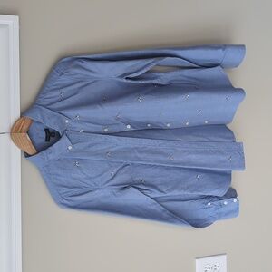 Talbot's Large long sleeved blue button up